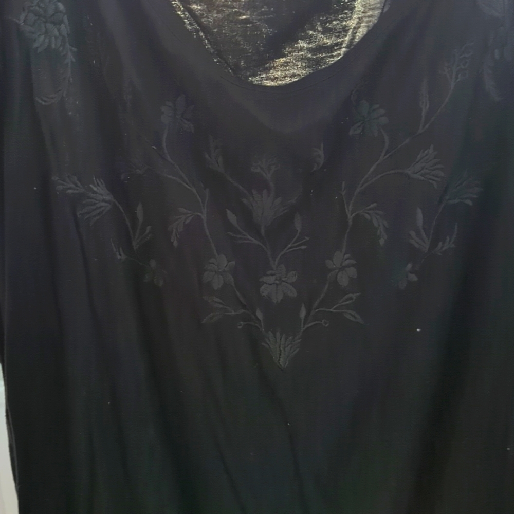Women's short sleeve tea shirt